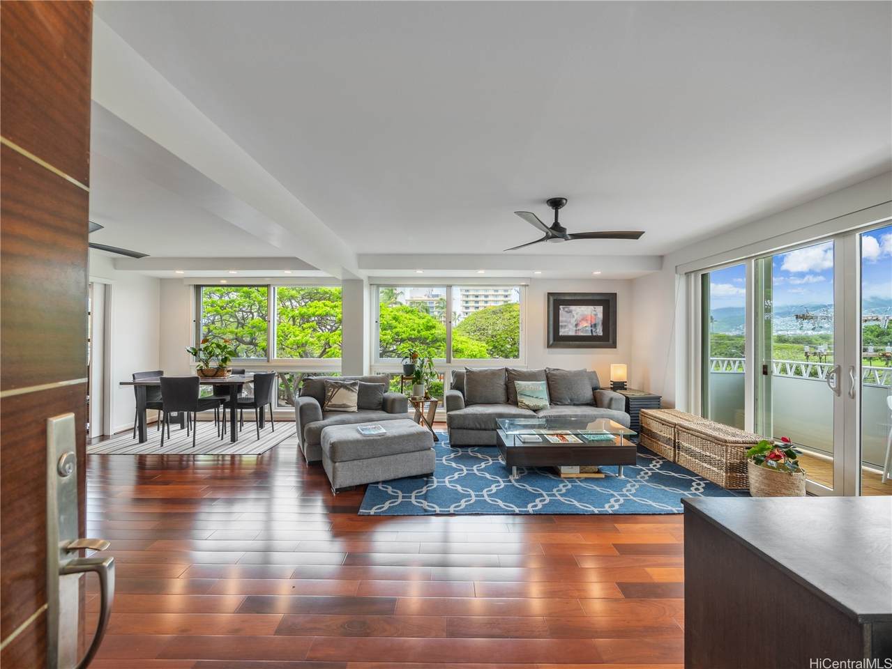 https://bt-photos.global.ssl.fastly.net/honolulu/1280_boomver_1_202607799-2.jpg