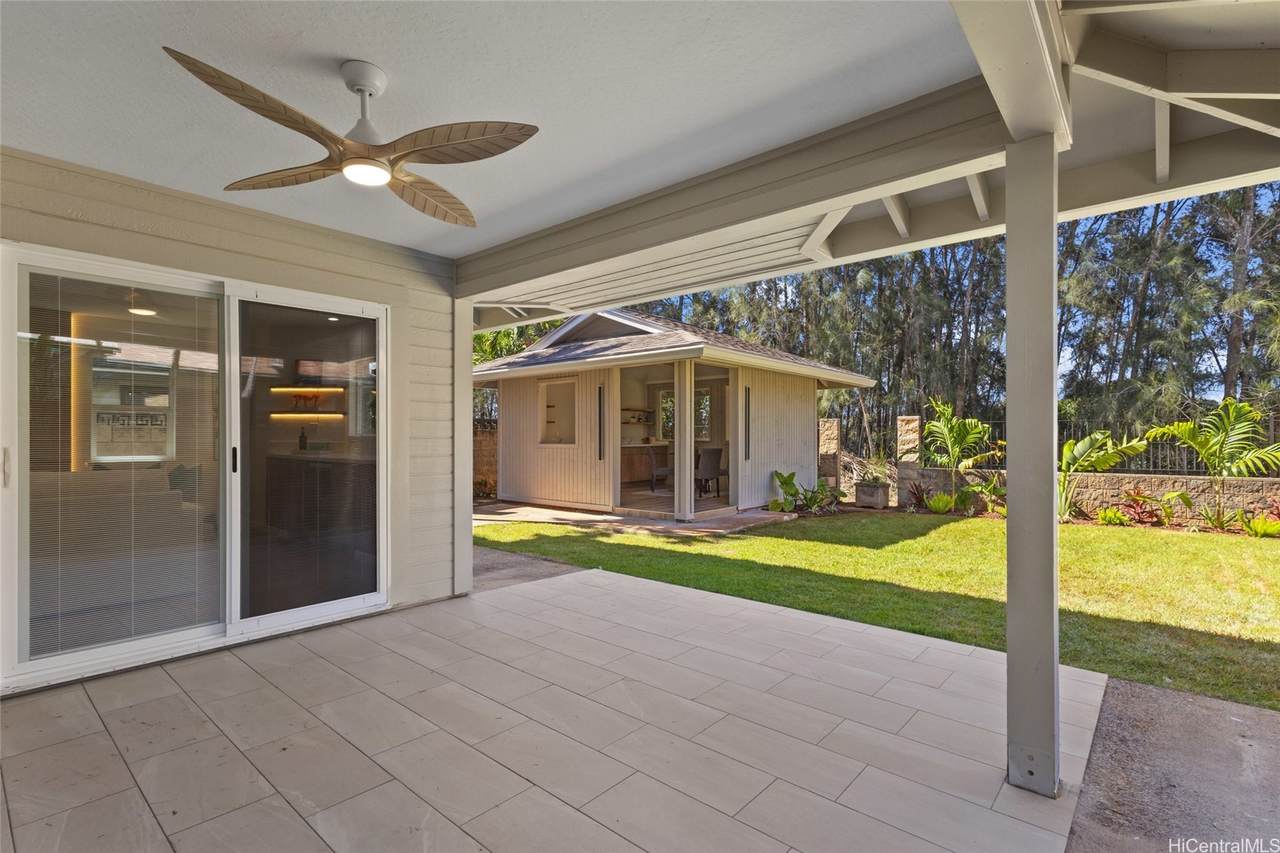 https://bt-photos.global.ssl.fastly.net/honolulu/1280_boomver_1_202607831-2.jpg