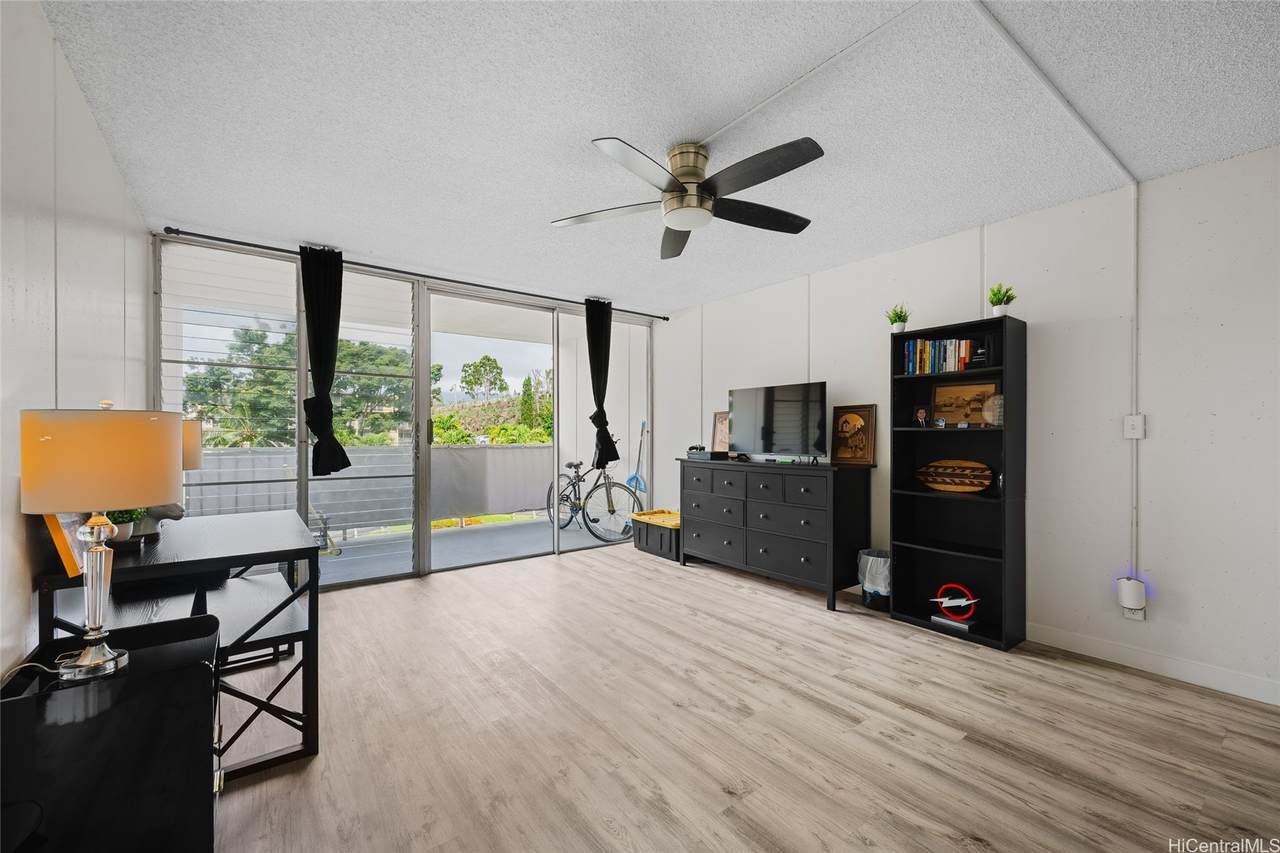 https://bt-photos.global.ssl.fastly.net/honolulu/1280_boomver_1_202607884-2.jpg