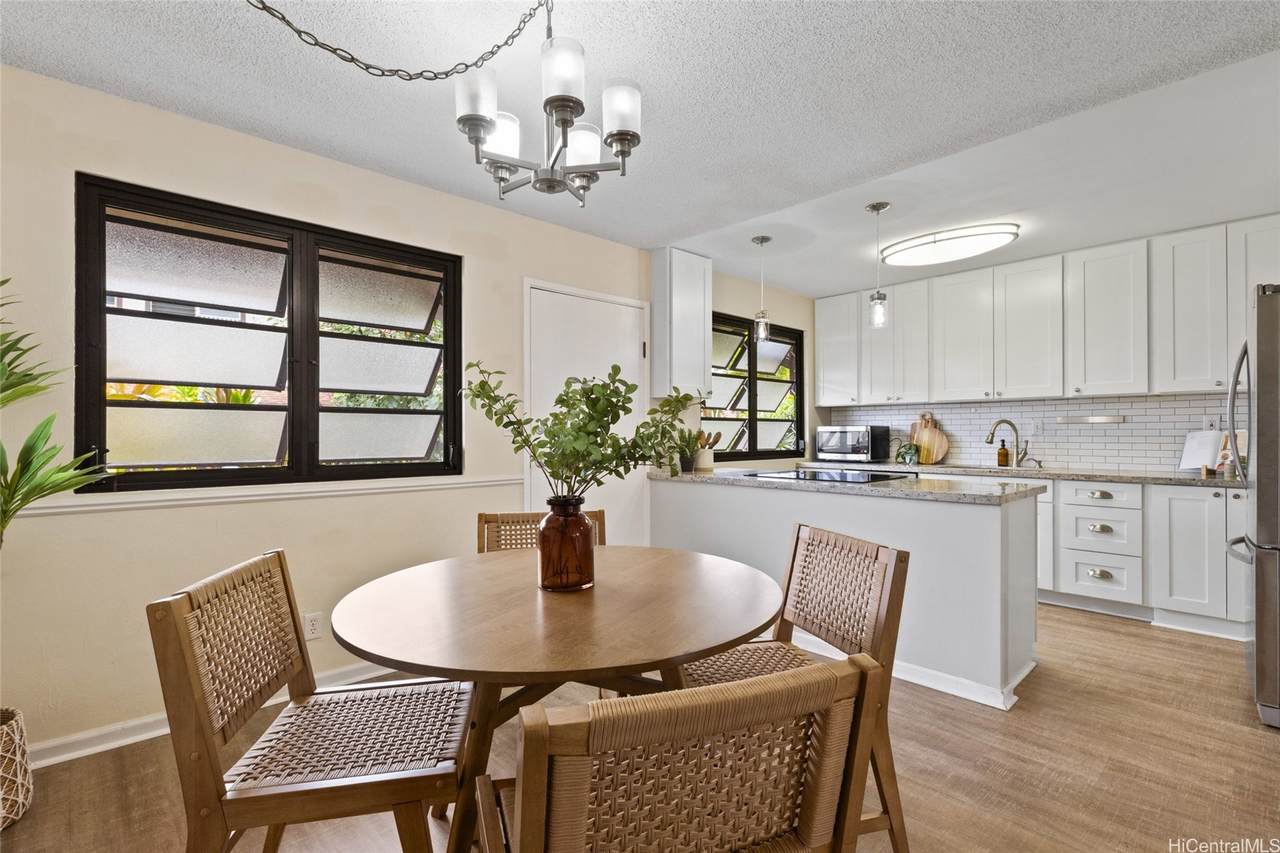 https://bt-photos.global.ssl.fastly.net/honolulu/1280_boomver_1_202607976-2.jpg