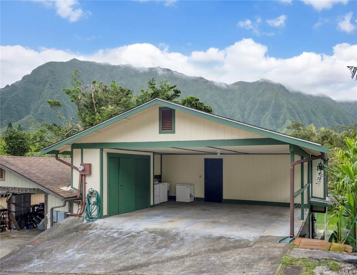 https://bt-photos.global.ssl.fastly.net/honolulu/1280_boomver_1_202607980-2.jpg