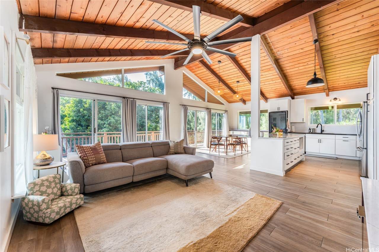 2071 Kilakila Drive - Photo 1