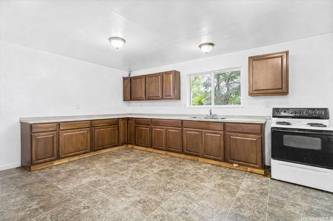 84-921 Lahaina Street - Photo 1