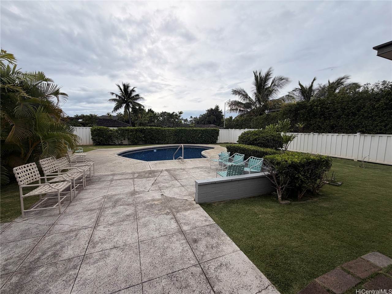 608 Kuana Street - Photo 1