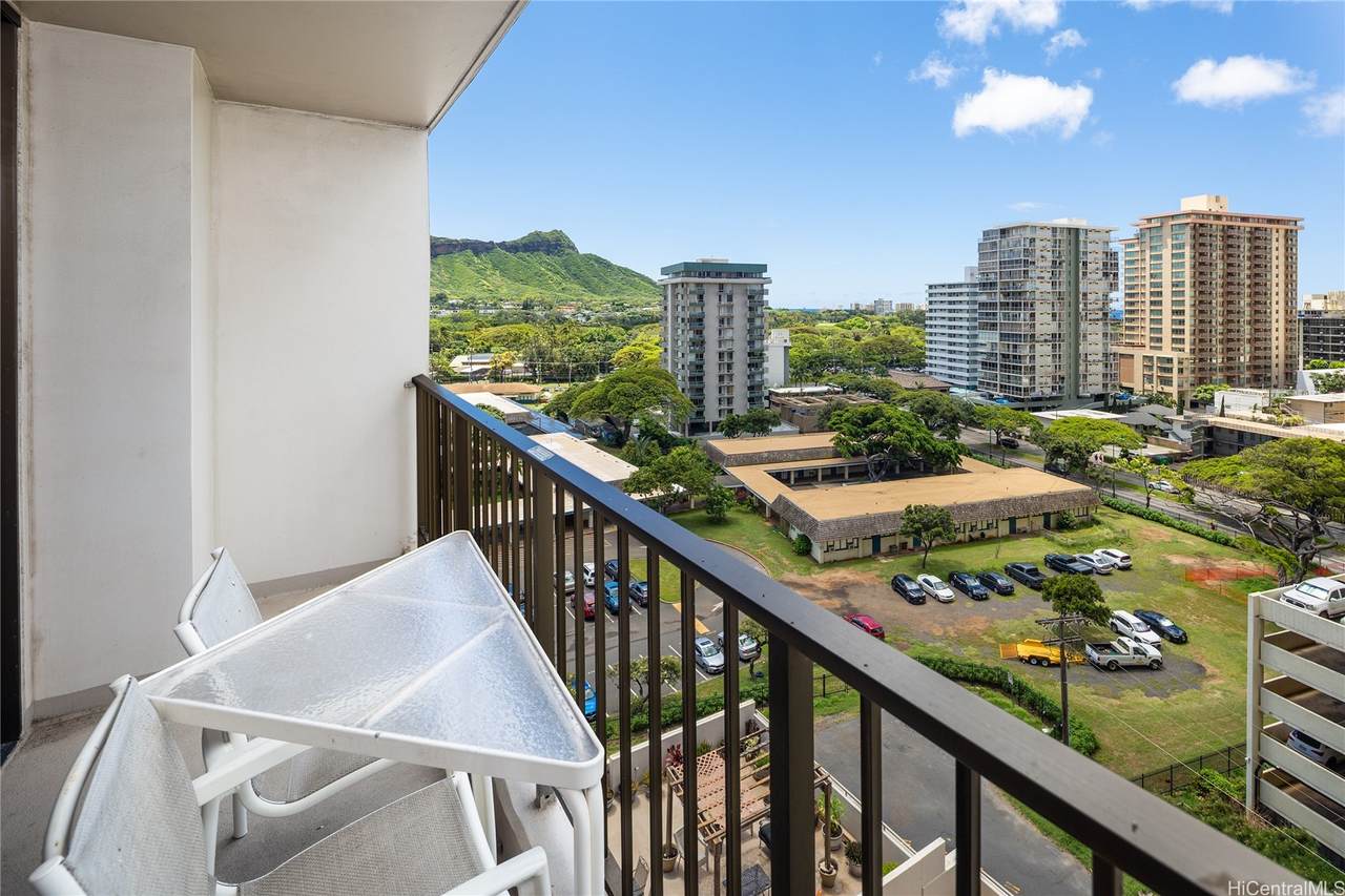 229 Paoakalani Avenue - Photo 1