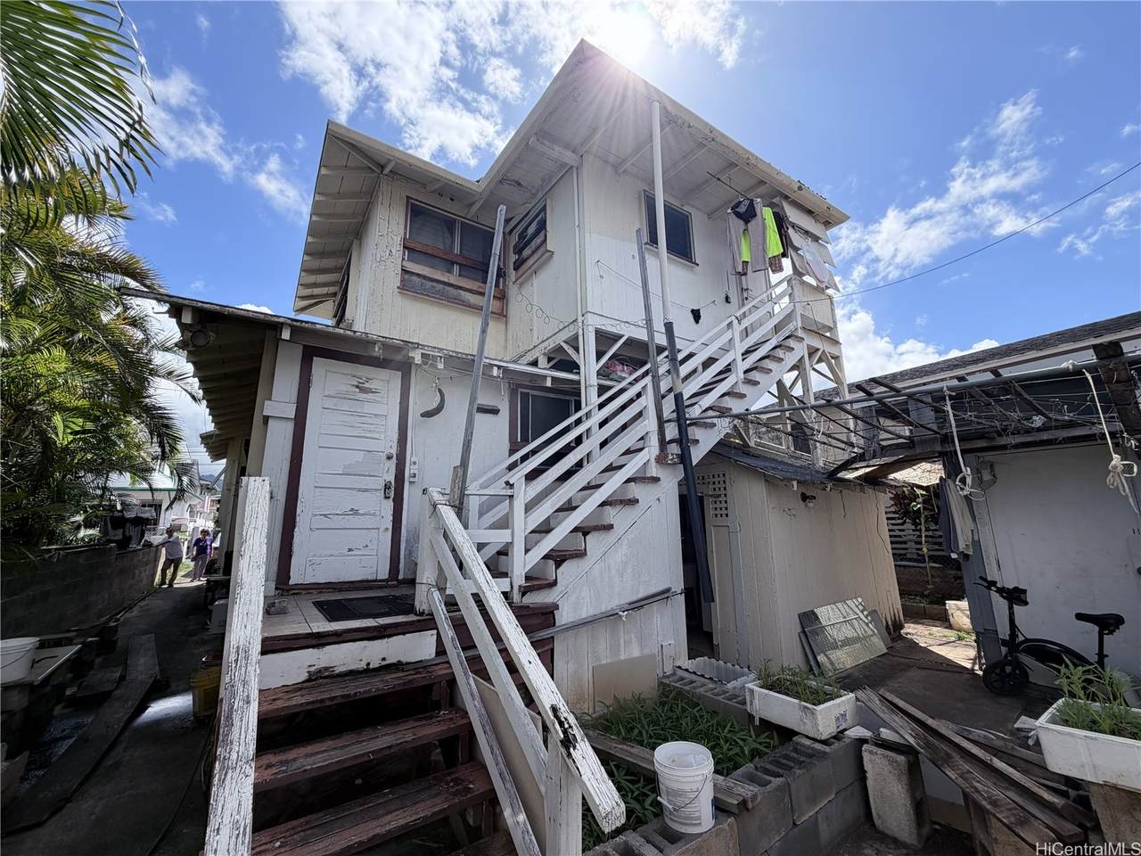 https://bt-photos.global.ssl.fastly.net/honolulu/1280_boomver_1_202608123-2.jpg