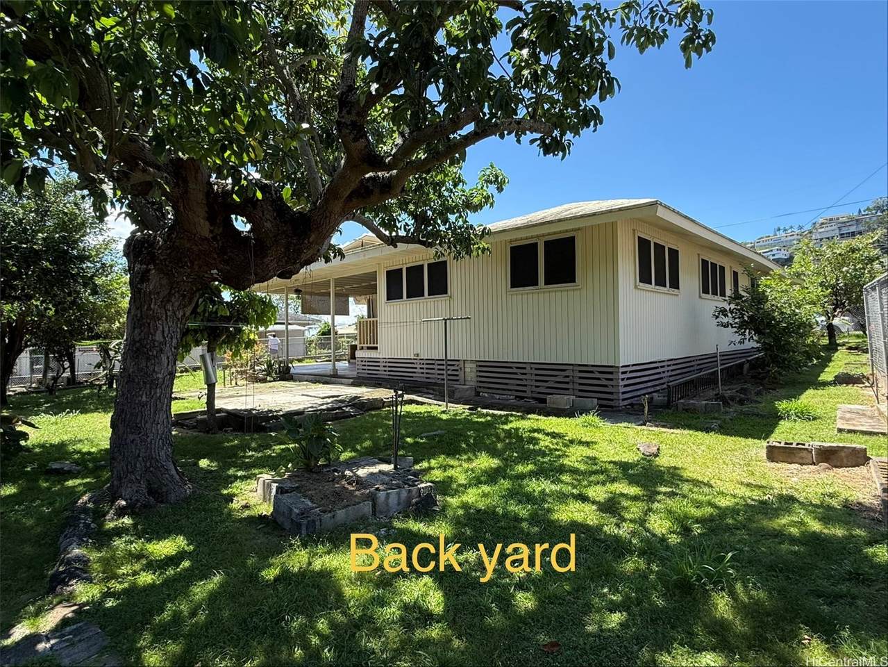 https://bt-photos.global.ssl.fastly.net/honolulu/1280_boomver_1_202608151-2.jpg