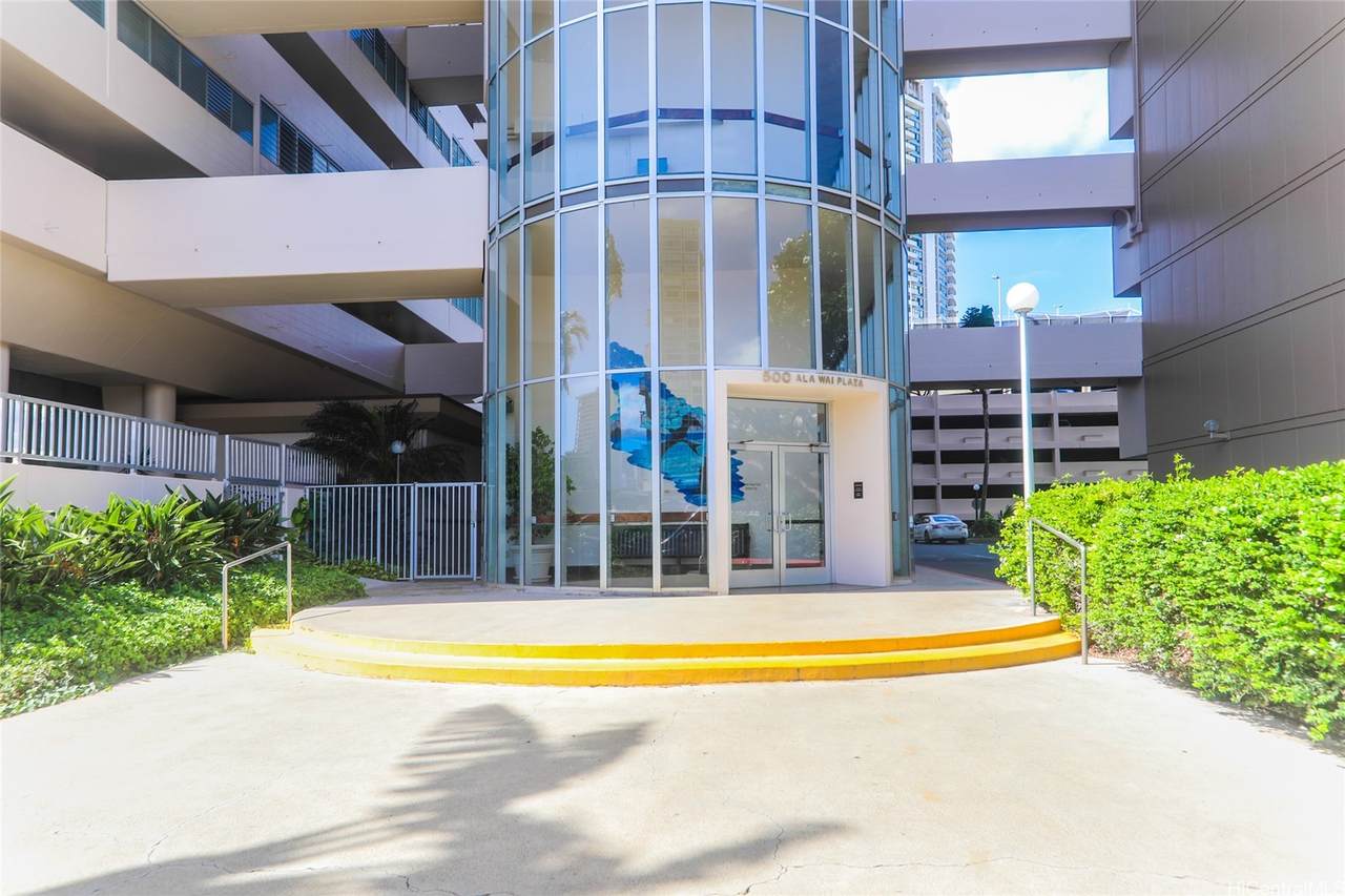 https://bt-photos.global.ssl.fastly.net/honolulu/1280_boomver_1_202608188-2.jpg