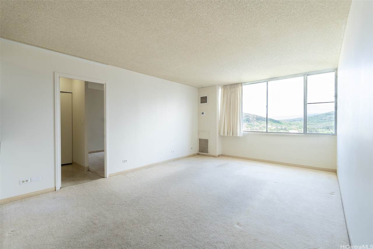 https://bt-photos.global.ssl.fastly.net/honolulu/1280_boomver_1_202608191-2.jpg