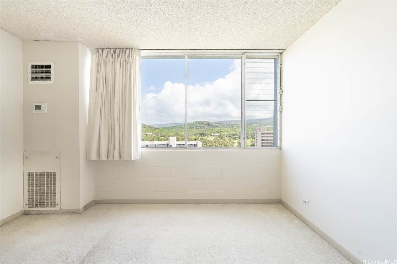 https://bt-photos.global.ssl.fastly.net/honolulu/1280_boomver_1_202608191-2.jpg