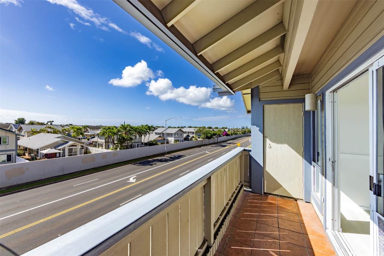 https://bt-photos.global.ssl.fastly.net/honolulu/1280_boomver_1_202608196-2.jpg