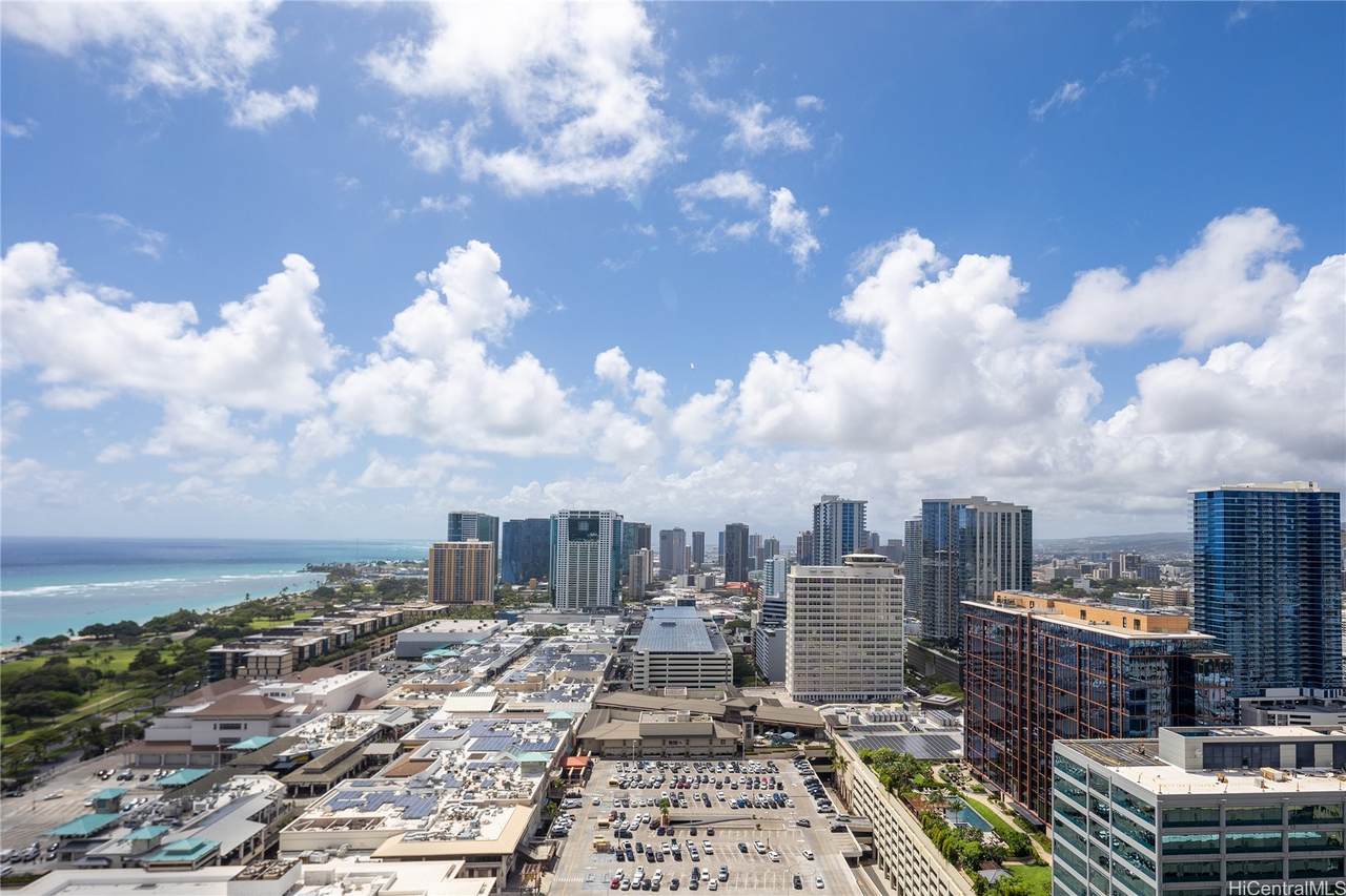 https://bt-photos.global.ssl.fastly.net/honolulu/1280_boomver_1_202608208-2.jpg