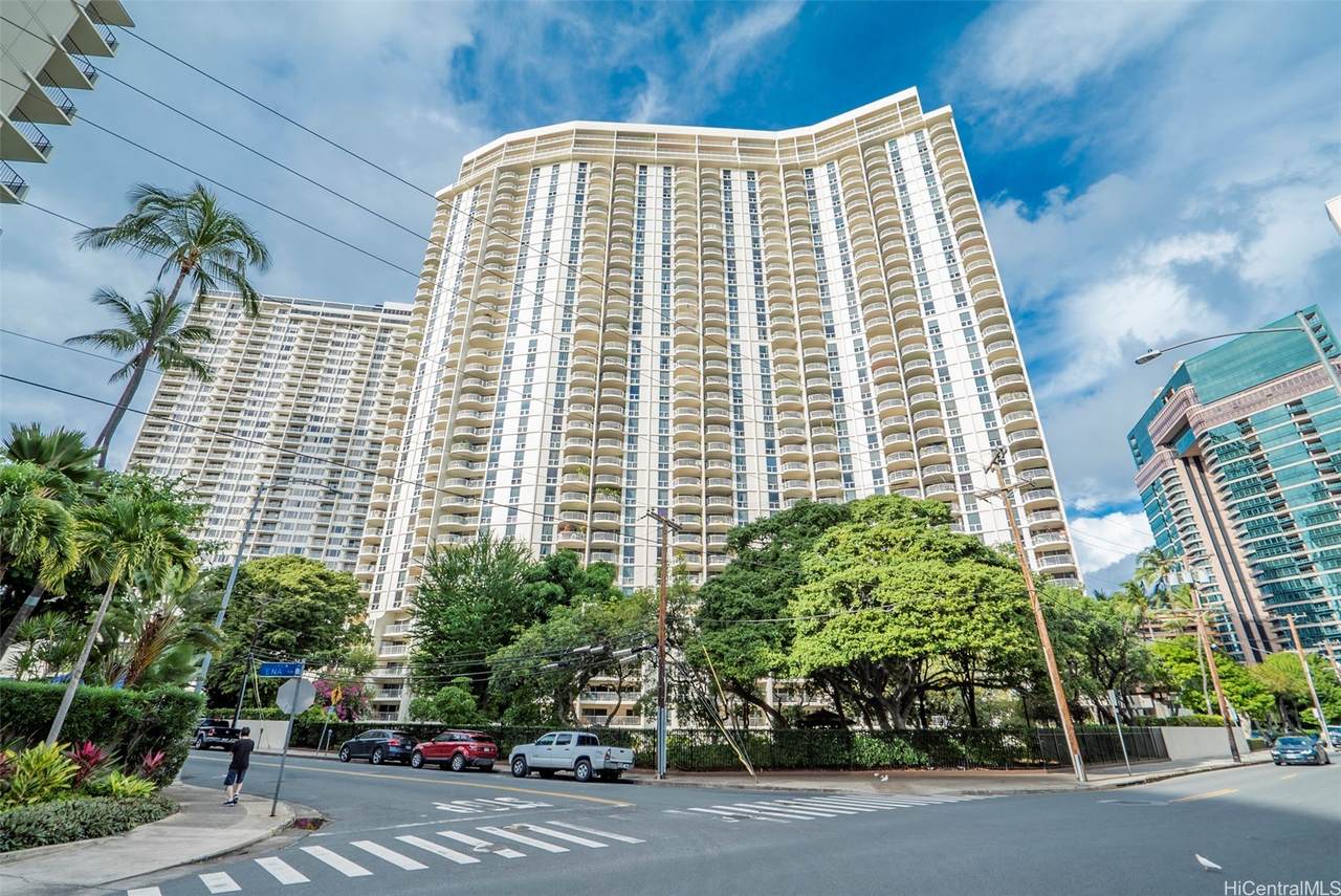 https://bt-photos.global.ssl.fastly.net/honolulu/1280_boomver_1_202608339-2.jpg