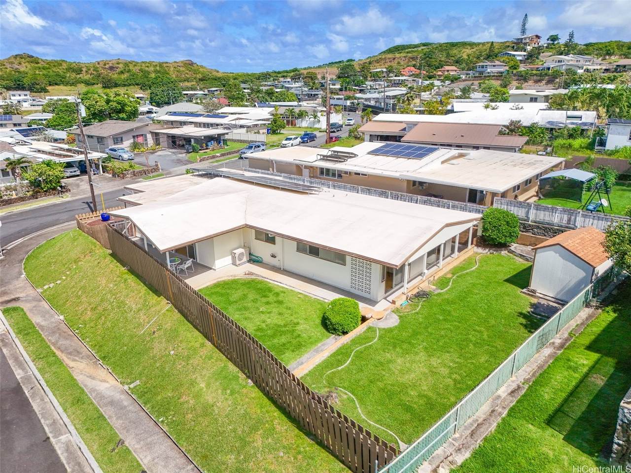1469 Humuula Street - Photo 1