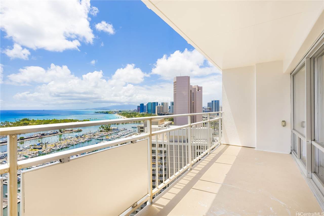https://bt-photos.global.ssl.fastly.net/honolulu/1280_boomver_1_202608388-2.jpg