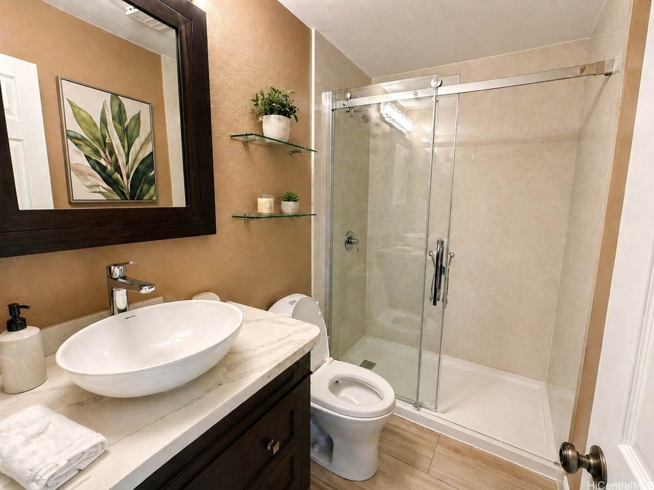 https://bt-photos.global.ssl.fastly.net/honolulu/1280_boomver_1_202608417-2.jpg
