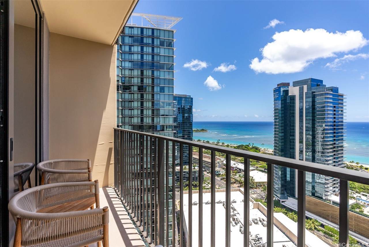 https://bt-photos.global.ssl.fastly.net/honolulu/1280_boomver_1_202608450-2.jpg