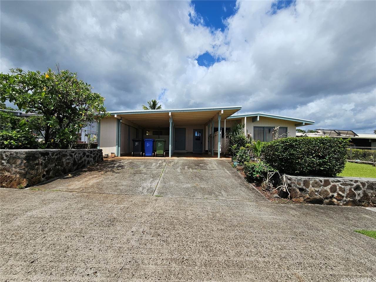 https://bt-photos.global.ssl.fastly.net/honolulu/1280_boomver_1_202608484-2.jpg