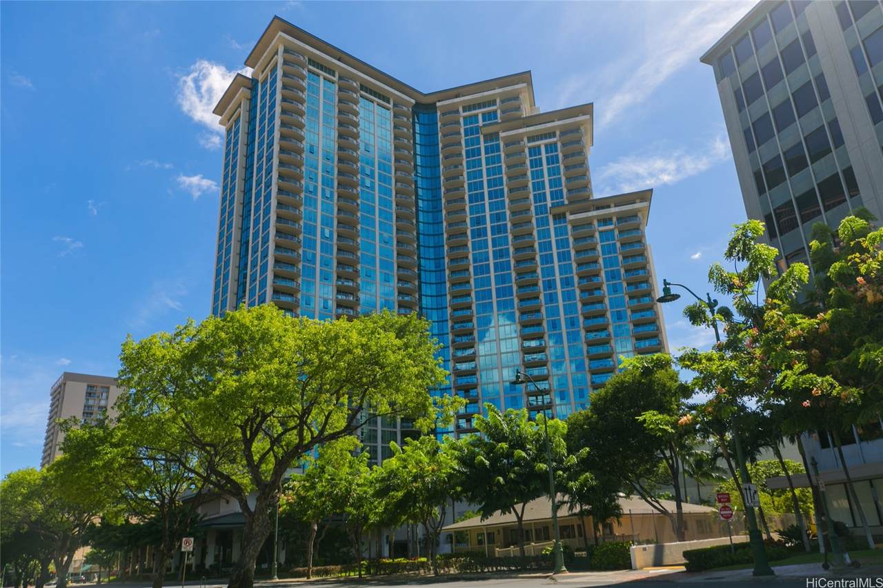 1837 Kalakaua Avenue - Photo 1