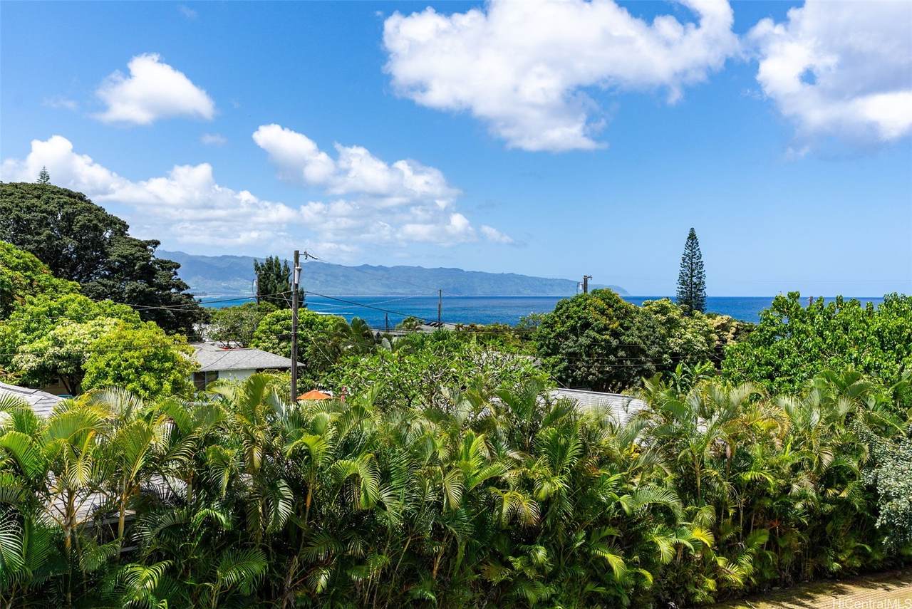 https://bt-photos.global.ssl.fastly.net/honolulu/1280_boomver_1_202608613-2.jpg
