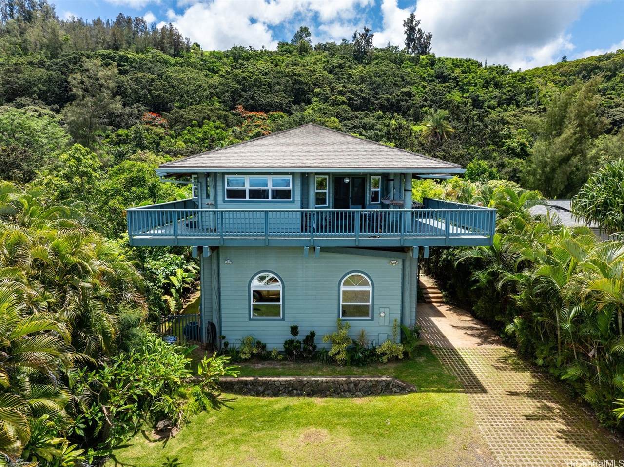 https://bt-photos.global.ssl.fastly.net/honolulu/1280_boomver_1_202608613-2.jpg
