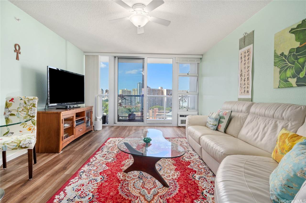 https://bt-photos.global.ssl.fastly.net/honolulu/1280_boomver_1_202608621-2.jpg