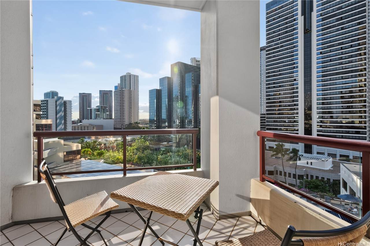 725 Kapiolani Boulevard - Photo 1