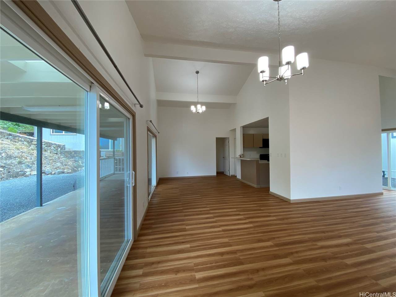 https://bt-photos.global.ssl.fastly.net/honolulu/1280_boomver_1_202608661-2.jpg