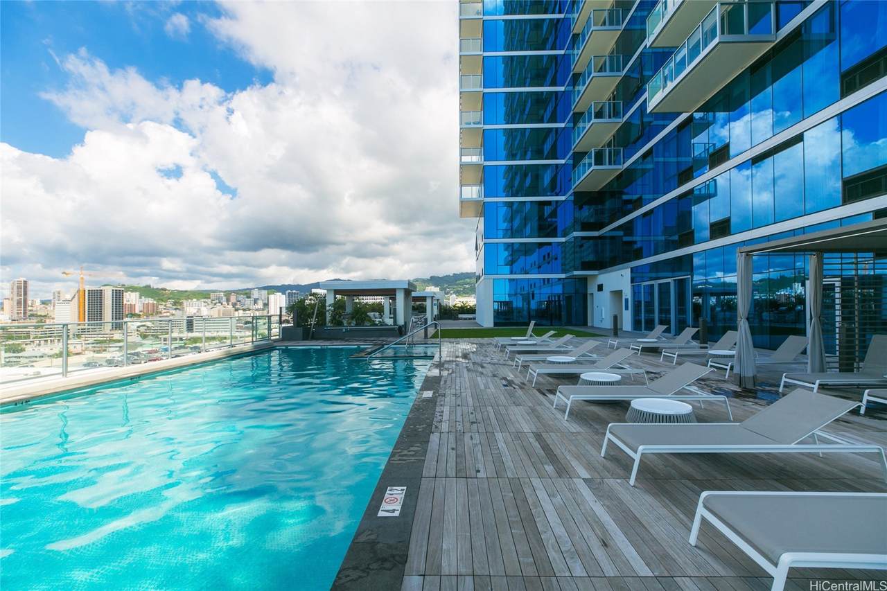 https://bt-photos.global.ssl.fastly.net/honolulu/orig_boomver_1_202608730-8.jpg