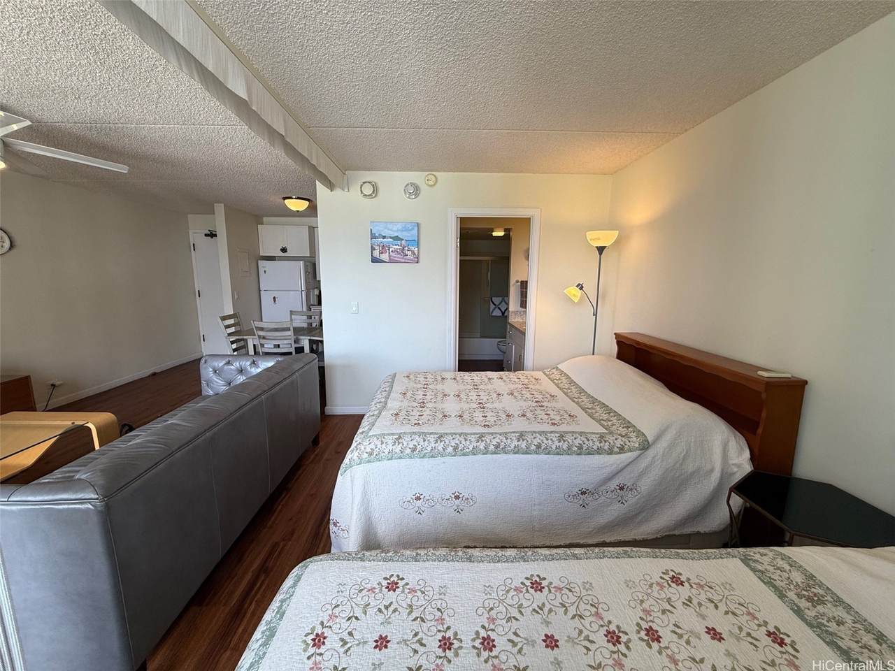 https://bt-photos.global.ssl.fastly.net/honolulu/1280_boomver_1_202608751-2.jpg
