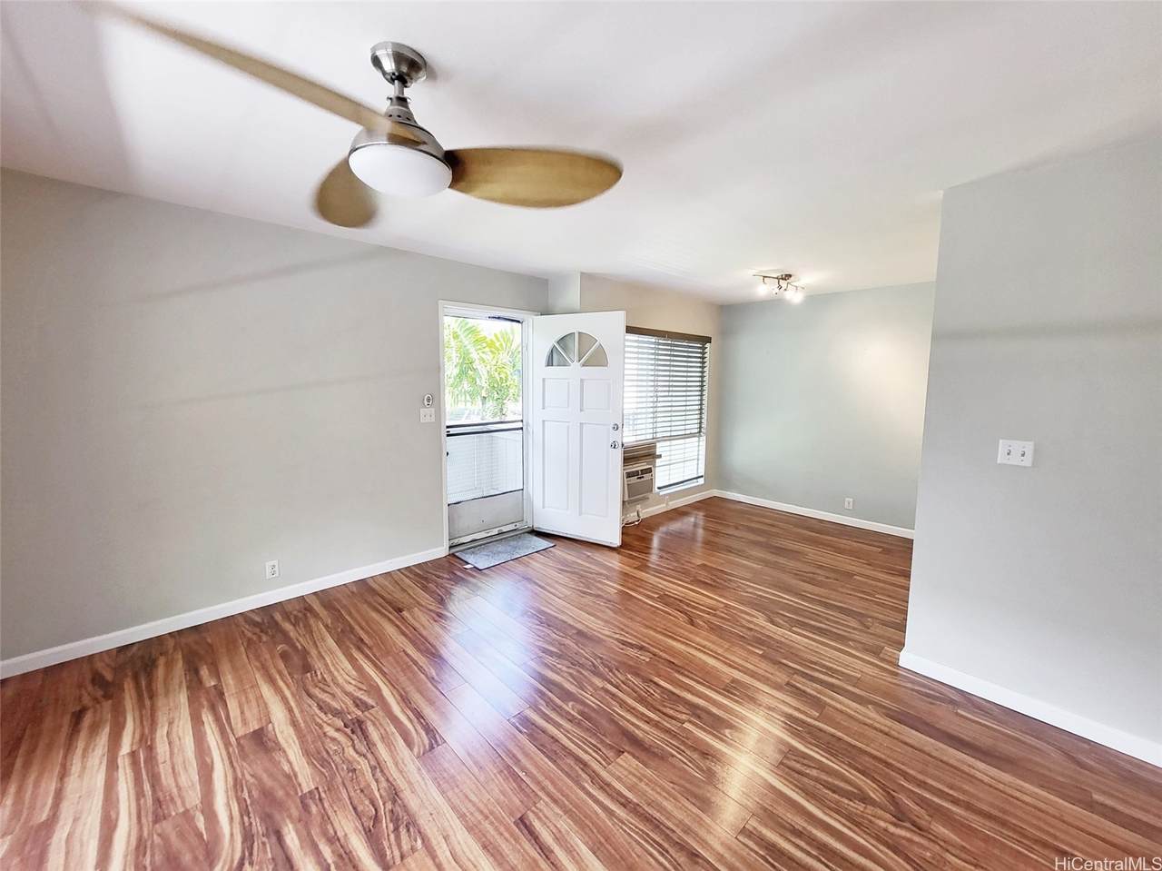 https://bt-photos.global.ssl.fastly.net/honolulu/1280_boomver_1_202608803-2.jpg