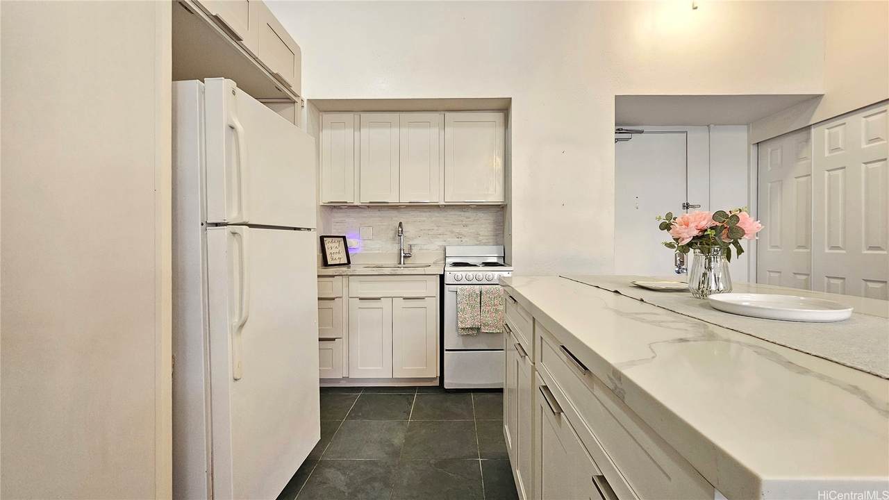 https://bt-photos.global.ssl.fastly.net/honolulu/1280_boomver_1_202608863-2.jpg