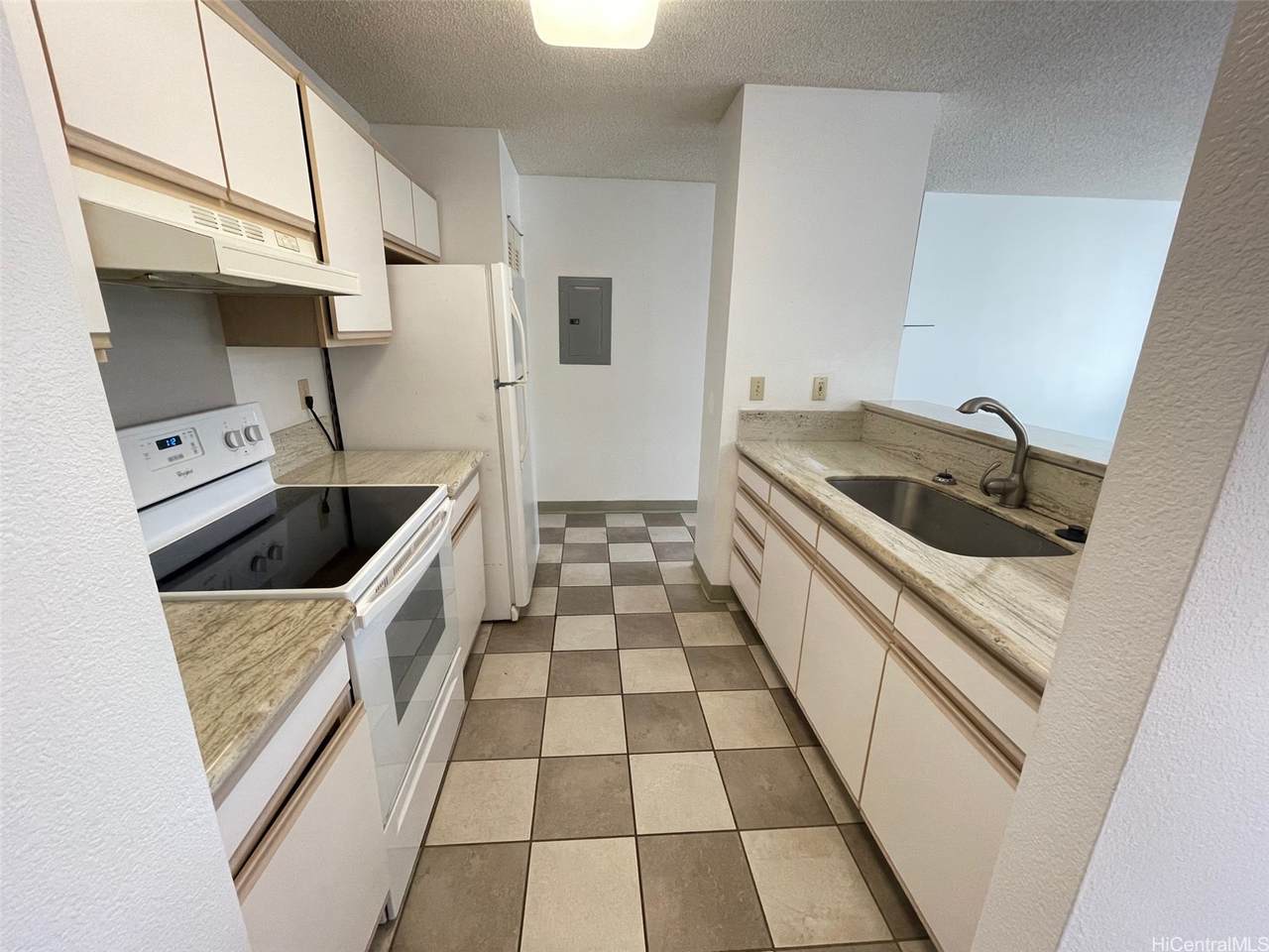 https://bt-photos.global.ssl.fastly.net/honolulu/1280_boomver_1_202609057-2.jpg