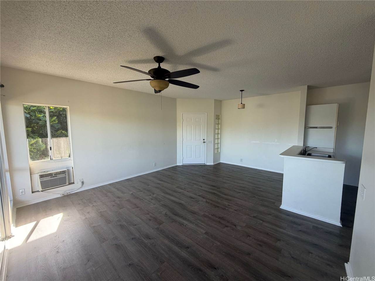 https://bt-photos.global.ssl.fastly.net/honolulu/1280_boomver_1_202609244-2.jpg