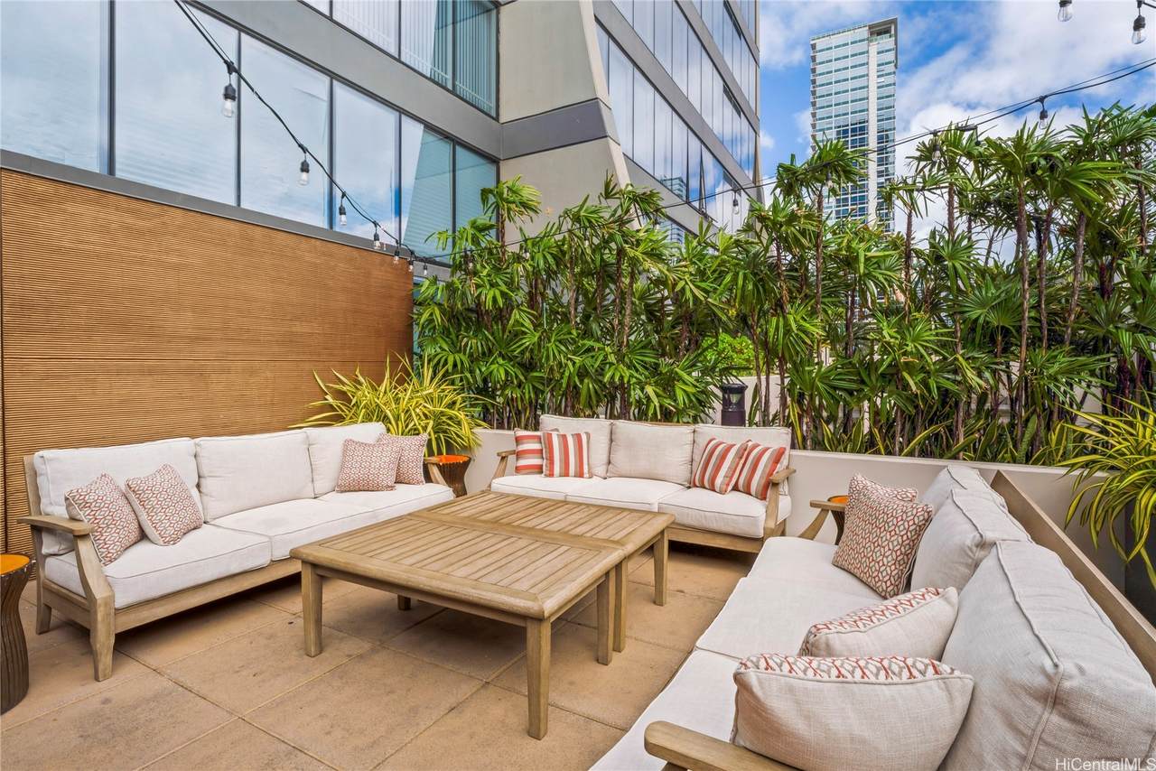 https://bt-photos.global.ssl.fastly.net/honolulu/1280_boomver_1_202609246-2.jpg