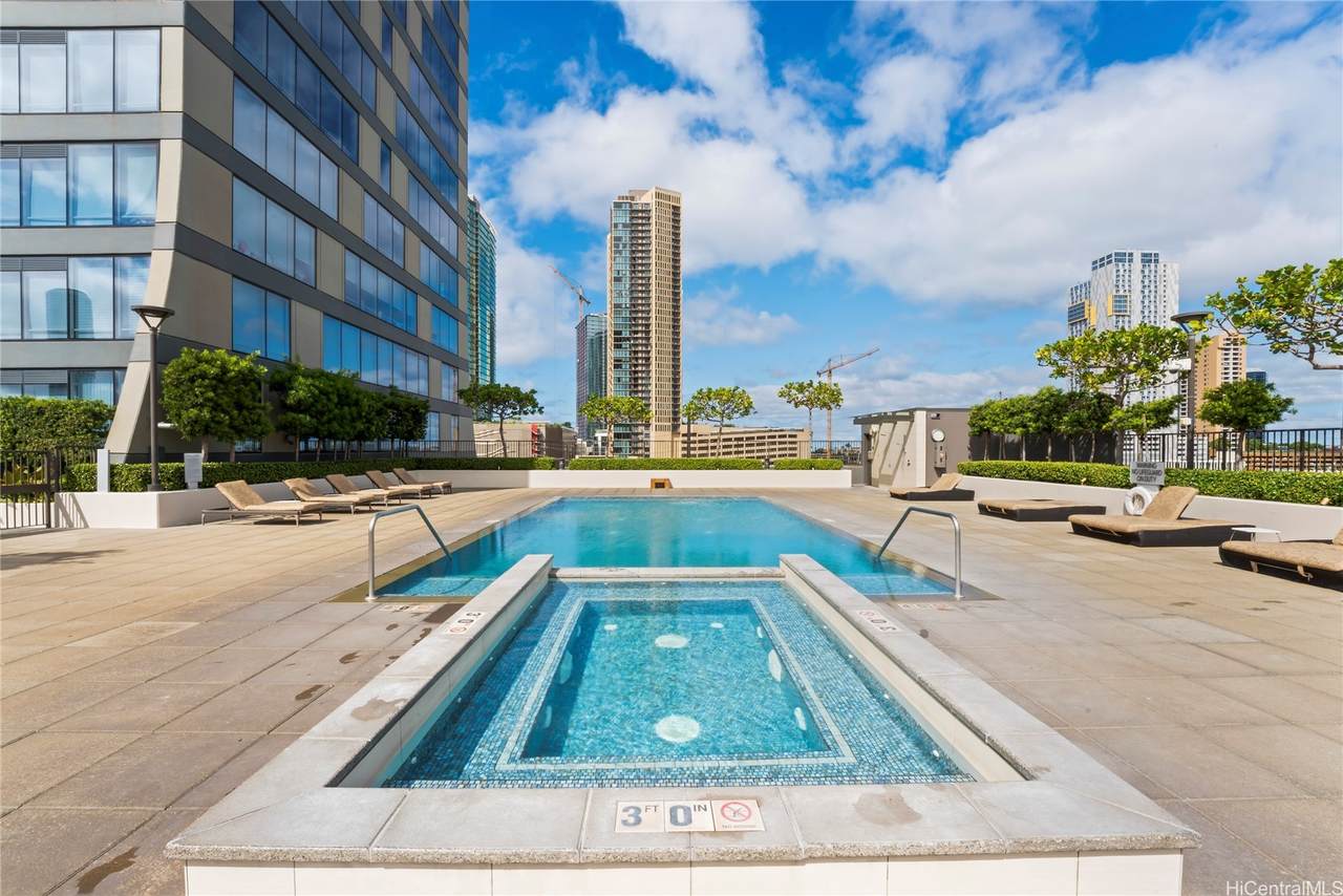 https://bt-photos.global.ssl.fastly.net/honolulu/1280_boomver_1_202609246-2.jpg