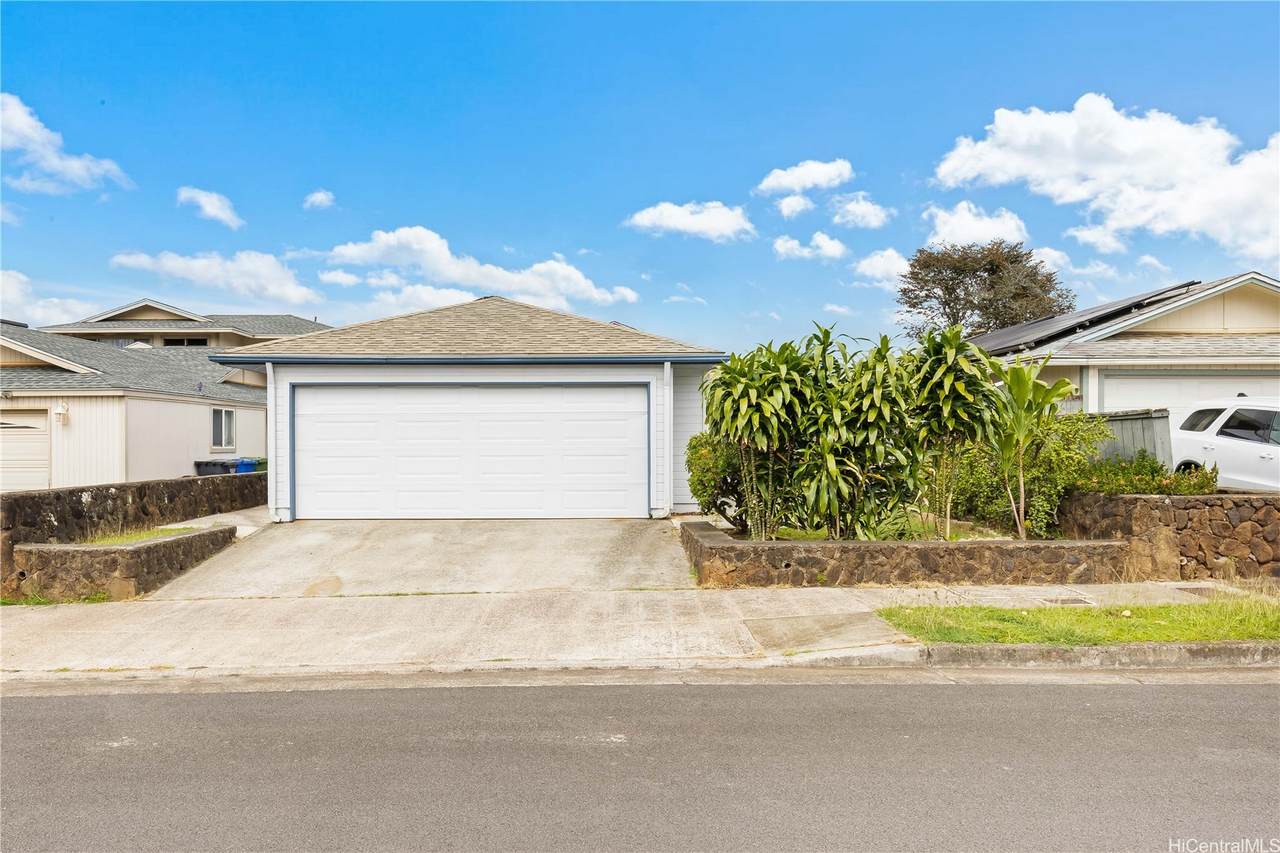 95-389 Lanikuhana Avenue - Photo 1