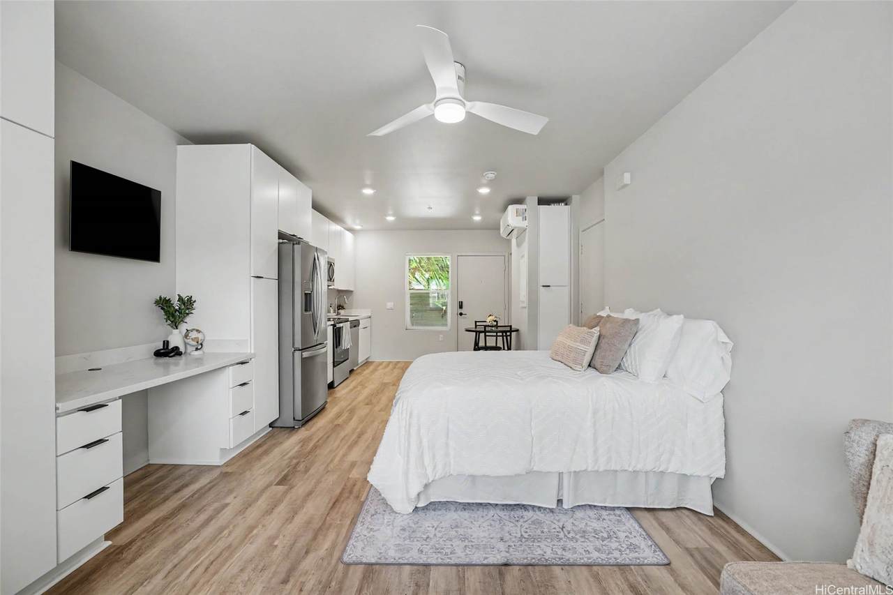 https://bt-photos.global.ssl.fastly.net/honolulu/1280_boomver_1_202609377-2.jpg