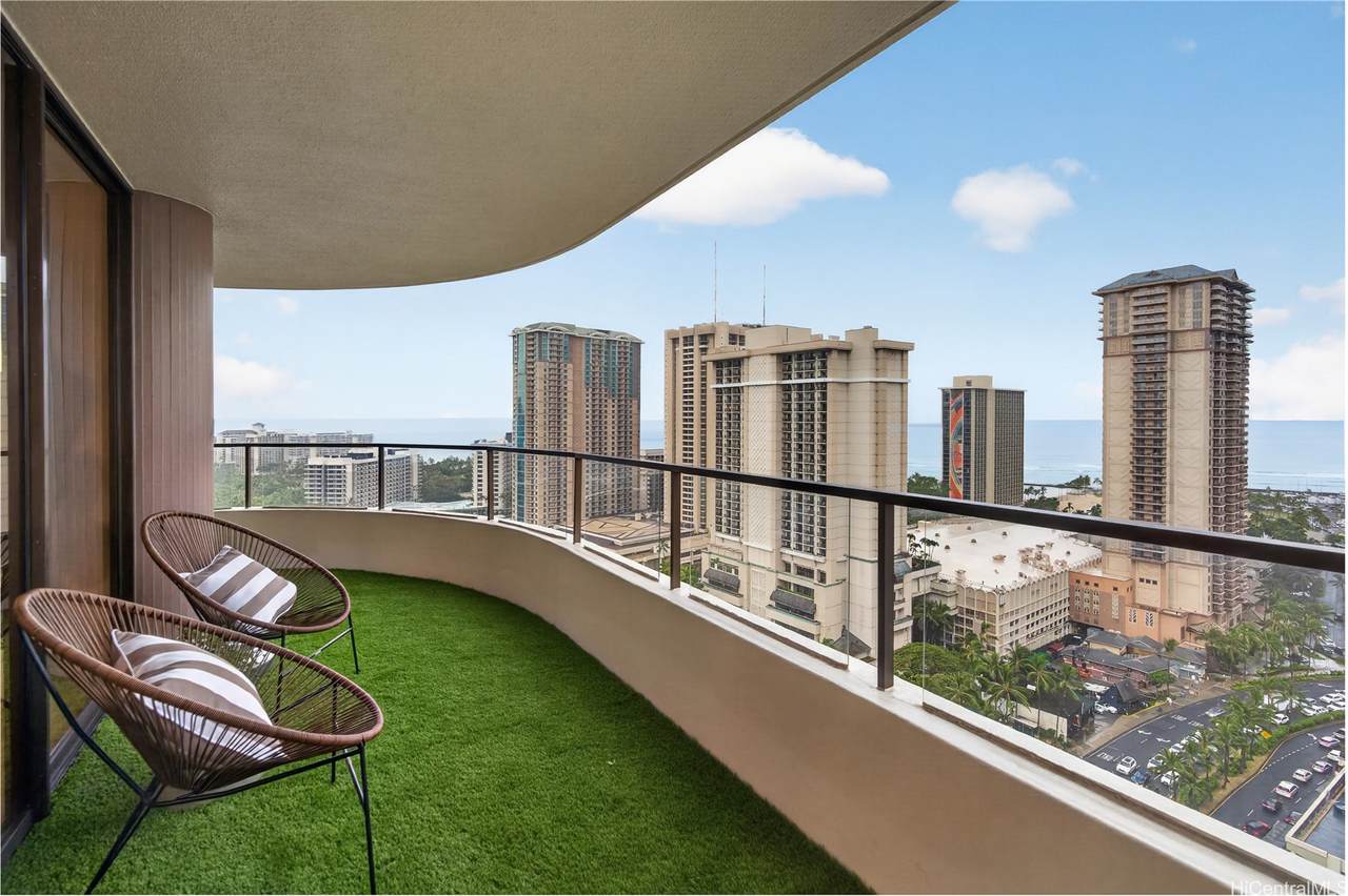 https://bt-photos.global.ssl.fastly.net/honolulu/1280_boomver_1_202609406-2.jpg