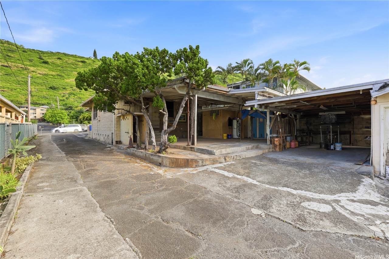 1851 Palolo Avenue - Photo 1