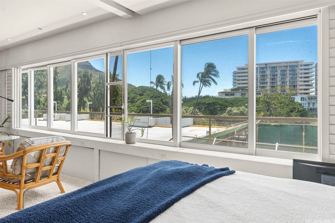 https://bt-photos.global.ssl.fastly.net/honolulu/1280_boomver_1_202609473-2.jpg