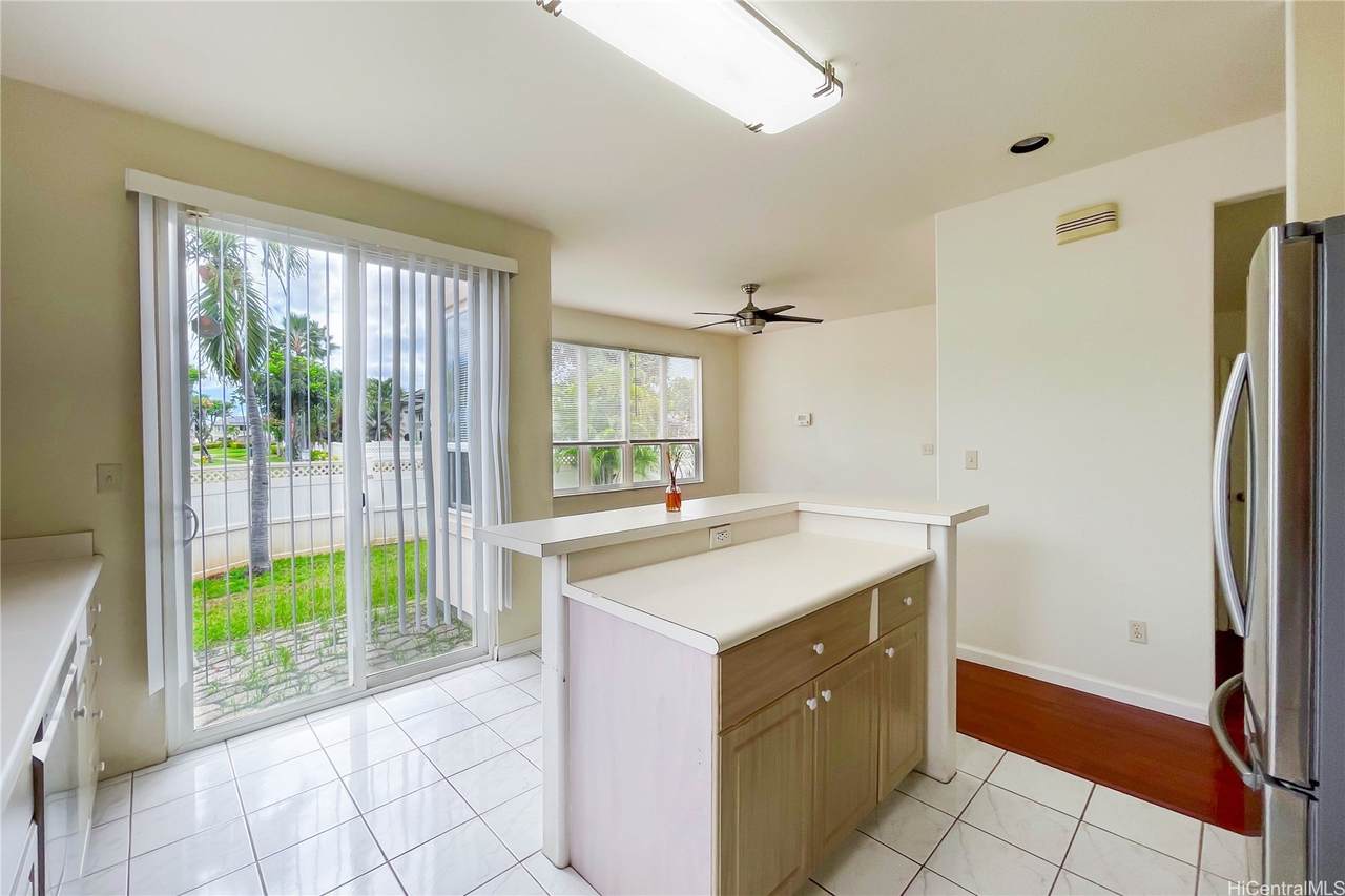 https://bt-photos.global.ssl.fastly.net/honolulu/1280_boomver_1_202609476-2.jpg