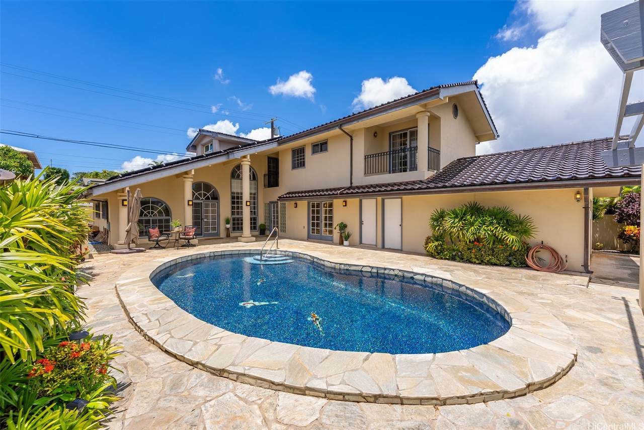 4418 Kilauea Avenue - Photo 1