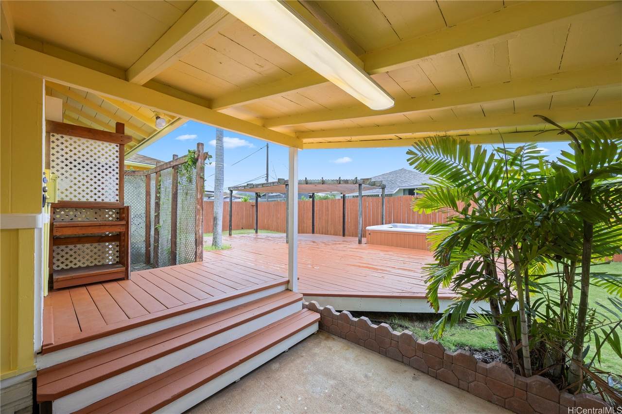 https://bt-photos.global.ssl.fastly.net/honolulu/1280_boomver_1_202609541-2.jpg