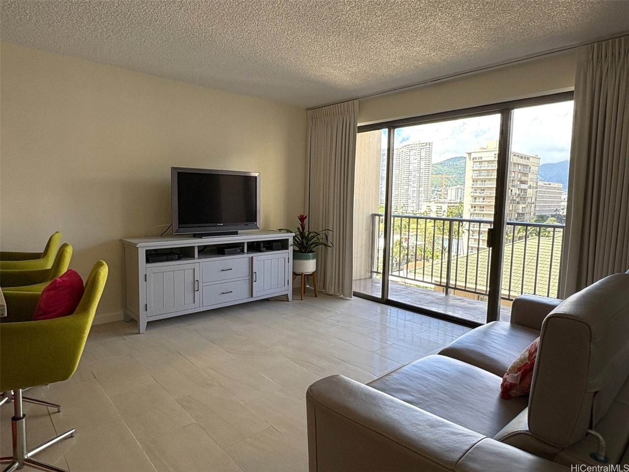 https://bt-photos.global.ssl.fastly.net/honolulu/1280_boomver_1_202609553-2.jpg