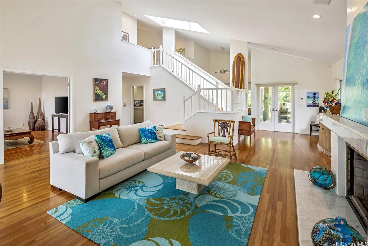 https://bt-photos.global.ssl.fastly.net/honolulu/1280_boomver_1_202609722-2.jpg