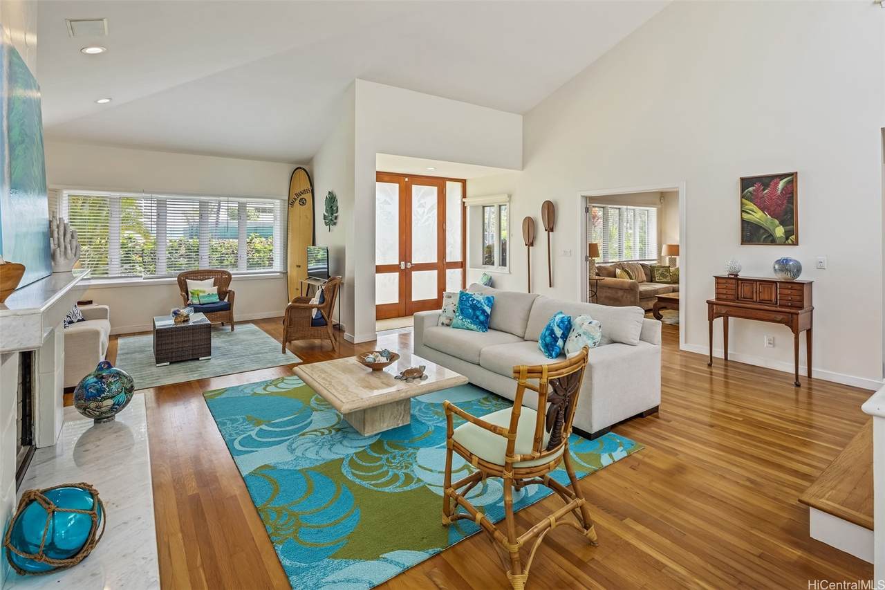 https://bt-photos.global.ssl.fastly.net/honolulu/1280_boomver_1_202609722-2.jpg