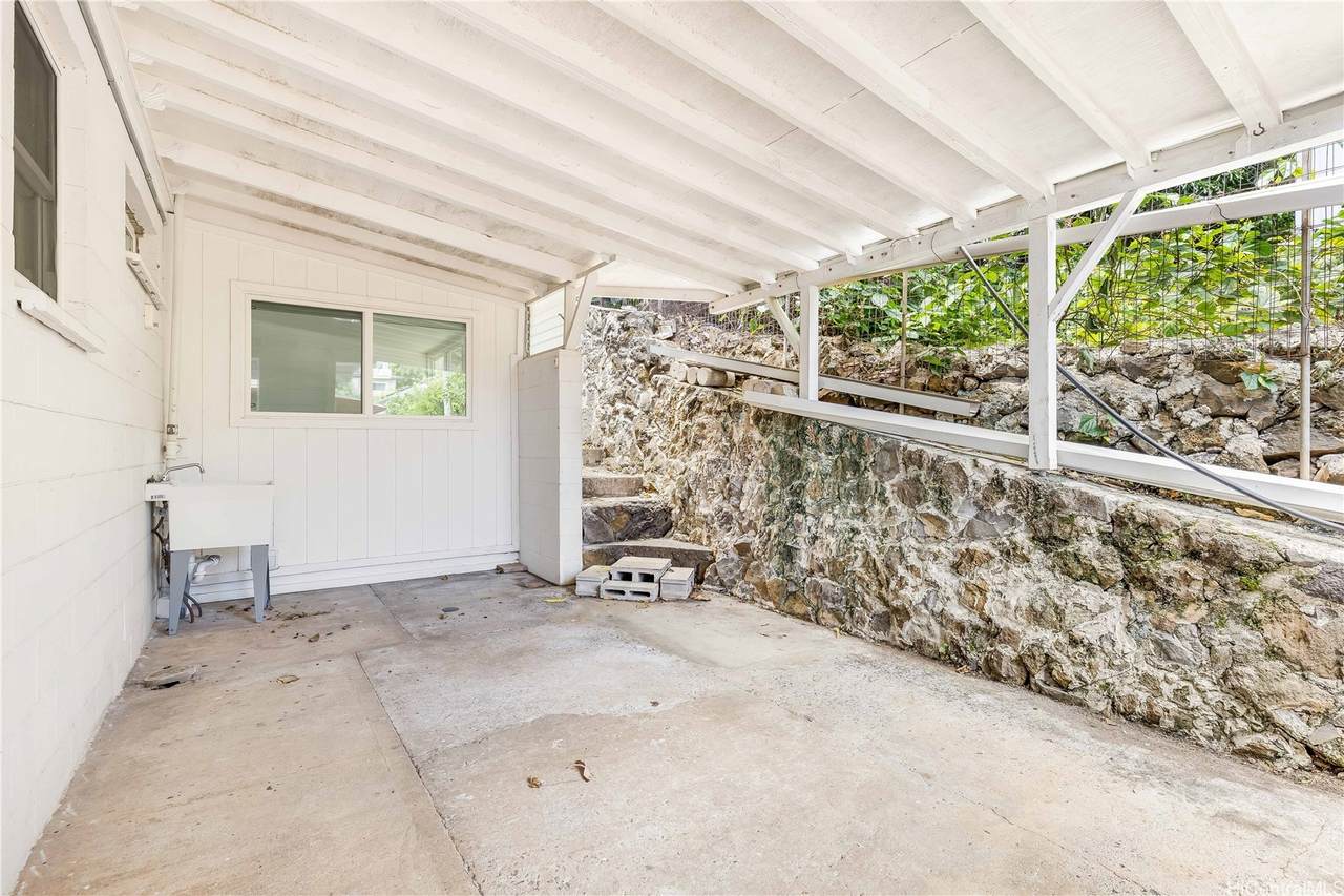 https://bt-photos.global.ssl.fastly.net/honolulu/1280_boomver_1_202609907-2.jpg