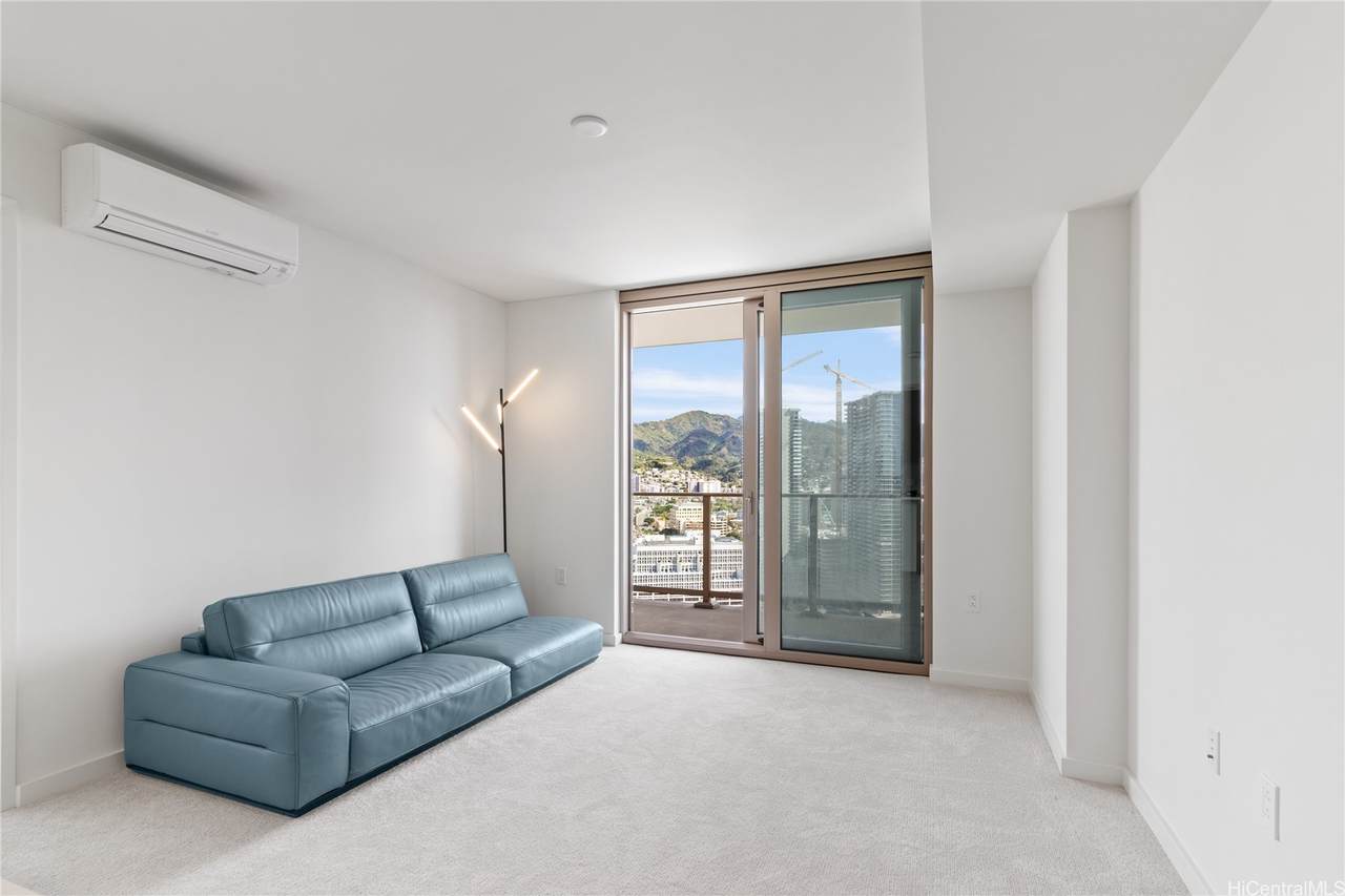 1388 Kapiolani Boulevard - Photo 1