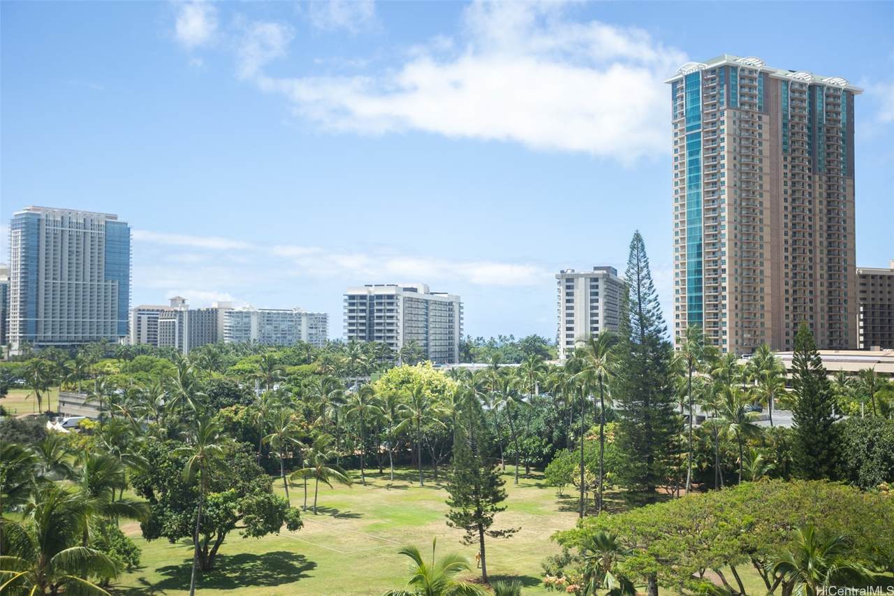 https://bt-photos.global.ssl.fastly.net/honolulu/1280_boomver_1_202610054-2.jpg